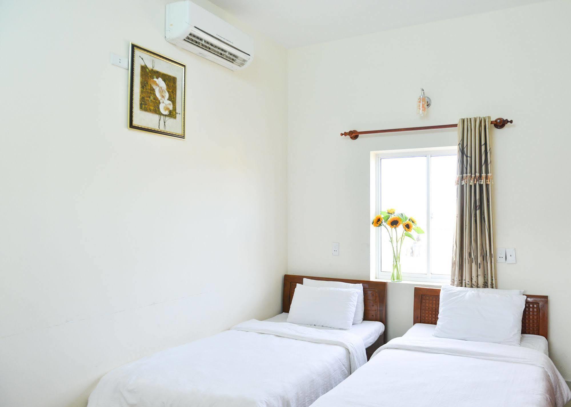 Oc Tien Sa Hotel Da Nang Esterno foto